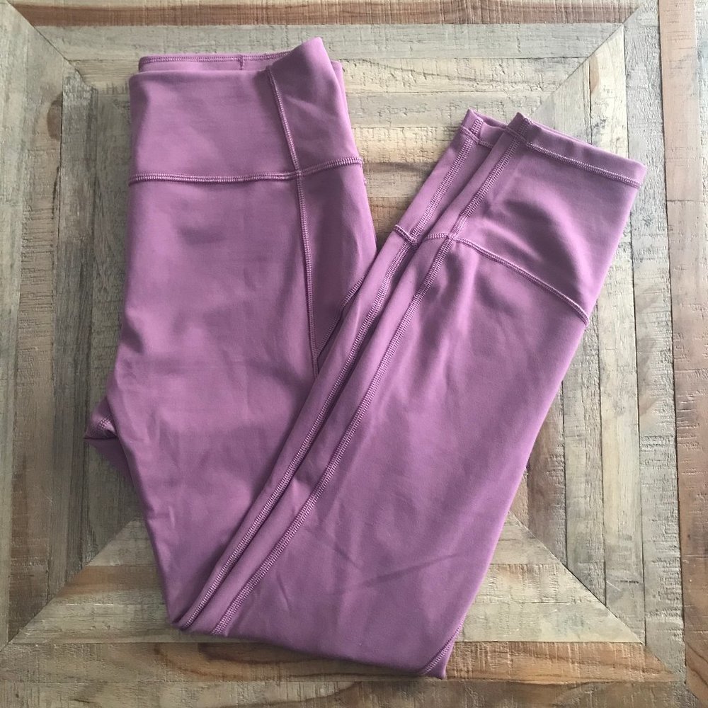 Lululemon In Movement Tight 25''